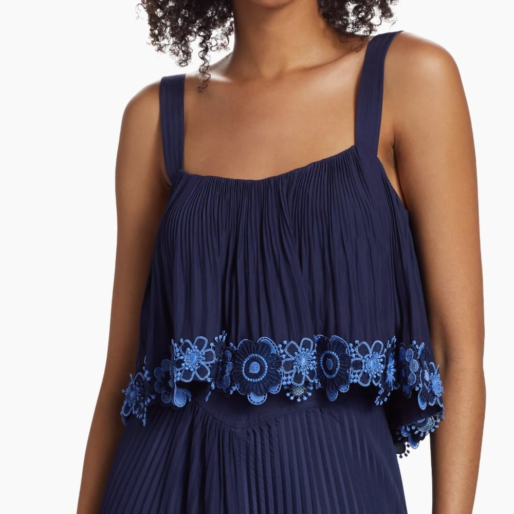 Ramy Brook

Elizabeth Pleated Floral Hem Top